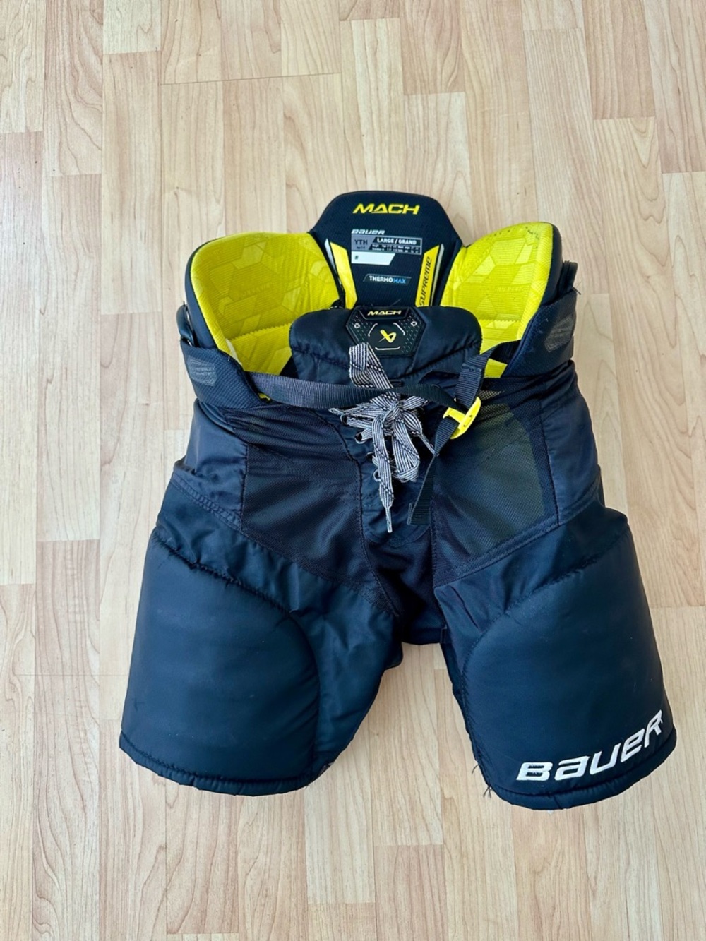 Bauer Supreme Mach hockey pants ( Yth Large)